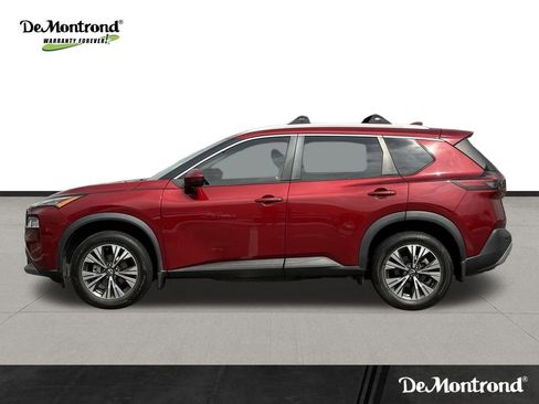 Used 2022 Nissan Rogue SV w/ SV Premium Package image 8