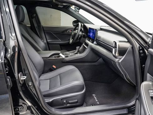 Used 2026 Lexus IS 350 F Sport RWD image 17