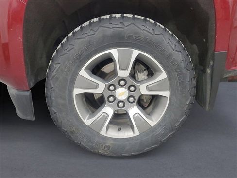 Used 2019 Chevrolet Colorado Z71 image 14