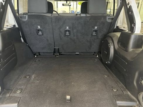 Used 2018 Jeep Wrangler Unlimited Sport S AWD/4WD image 18