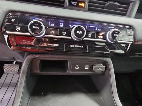New 2026 Honda Pilot Sport image 18