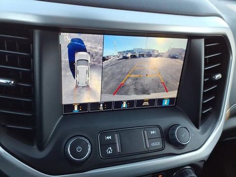 Used 2023 GMC Acadia SLT w/ Technology Package image 33