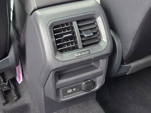 Certified 2023 Volkswagen Tiguan SE R-Line image 16