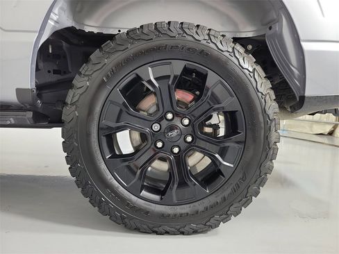 Used 2023 Ford F150 Platinum w/ Equipment Group 701A High image 9