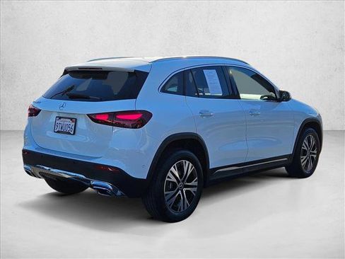 Certified 2025 Mercedes-Benz GLA 250 image 5