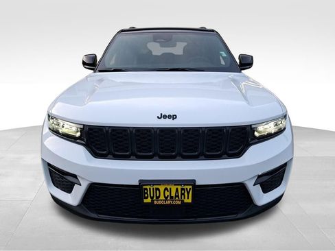 New 2025 Jeep Grand Cherokee Limited w/ Trailer Tow Package AWD/4WD image 9