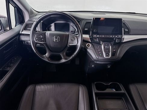 Used 2023 Honda Odyssey EX-L image 17