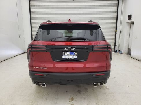 New 2026 Chevrolet Traverse LT w/ Midnight/Sport Edition image 16