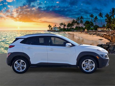 Used 2023 Hyundai Kona SEL w/ Convenience Package image 4