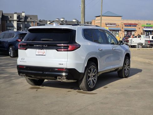 New 2026 GMC Acadia Denali Ultimate image 5