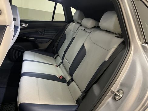 New 2026 Volkswagen ID.4 Pro S image 21