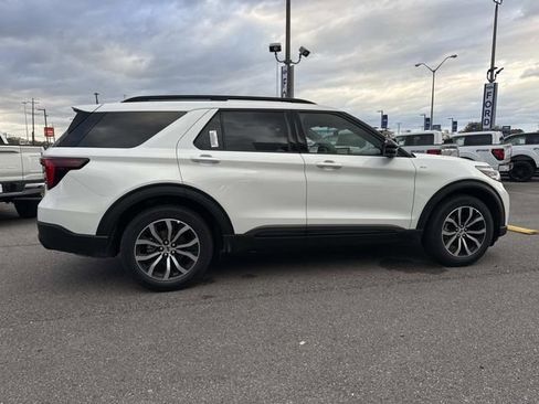 New 2026 Ford Explorer ST-Line image 4