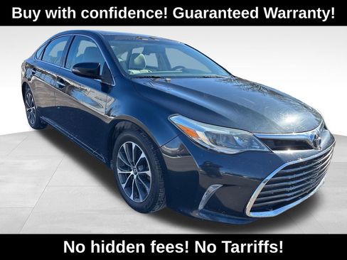 Used 2016 Toyota Avalon XLE image 1