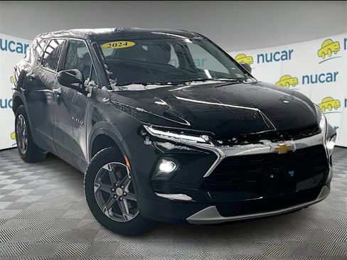 Used 2024 Chevrolet Blazer LT image 1
