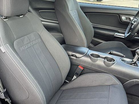 Used 2020 Ford Mustang Coupe image 12