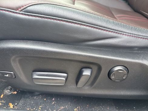 Used 2016 Lexus RX 450h AWD w/ Luxury Package image 12