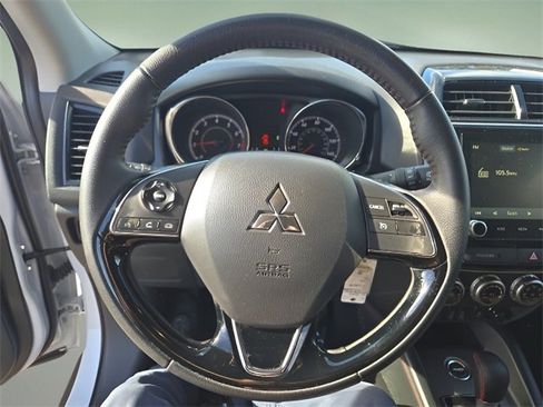 Used 2024 Mitsubishi Outlander Sport LE image 12