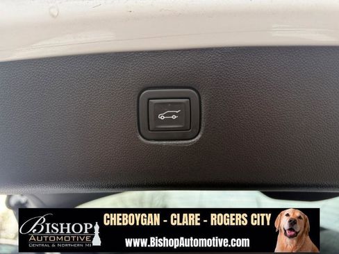 Used 2024 Chevrolet Blazer LT image 28