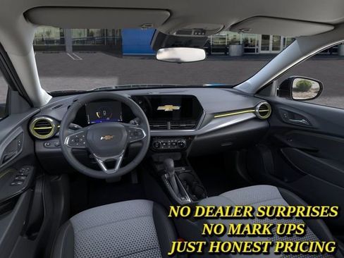 New 2026 Chevrolet Trax LT w/ Driver Confidence Package FWD image 15