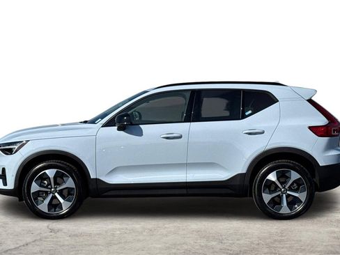 New 2026 Volvo XC40 B5 Plus w/ Protection Package Premier AWD/4WD image 5