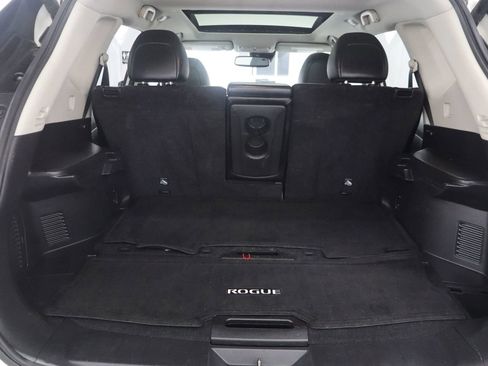 Used 2017 Nissan Rogue SL w/ SL Premium Package AWD/4WD image 7