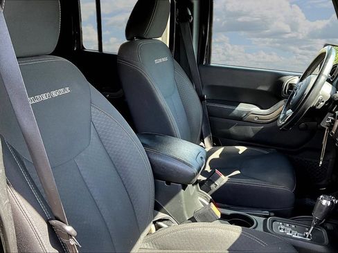 Used 2018 Jeep Wrangler Unlimited Sport AWD/4WD image 29