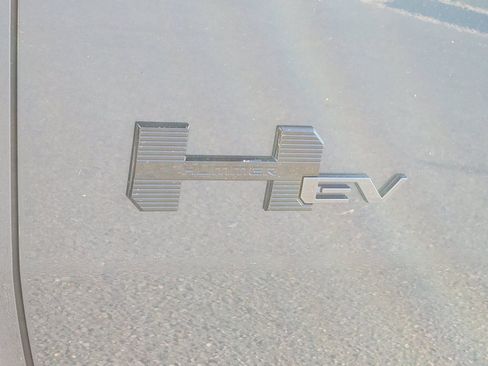 New 2026 GMC Hummer EV 4x4 Crew Cab w/ LPO, Dark Essentials Package image 11