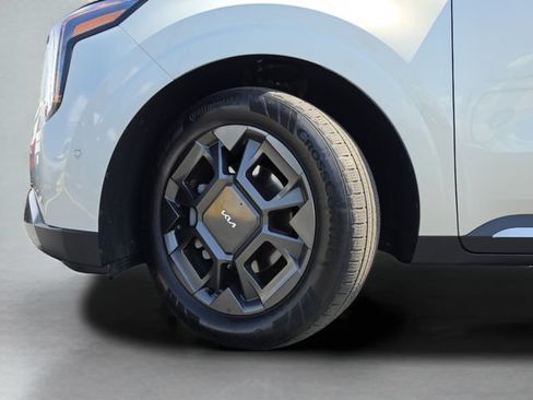 Used 2025 Kia Carnival SX FWD image 49