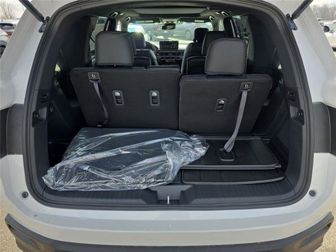 New 2026 Honda Pilot Black Edition image 14