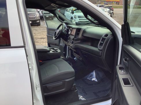 Used 2023 RAM 3500 Tradesman image 11