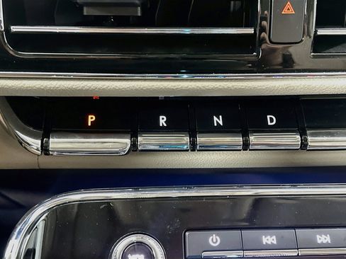 Used 2023 Lincoln Navigator Reserve AWD/4WD image 25