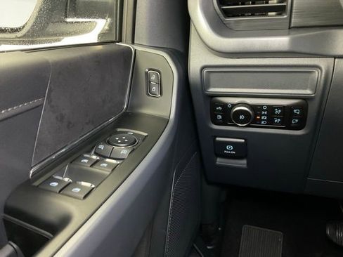 New 2025 Ford F150 XLT w/ Equipment Group 302A MID image 18