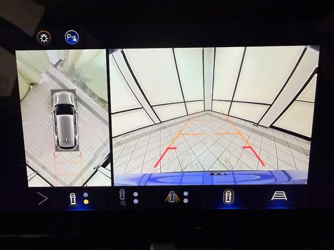 Certified 2025 Chevrolet Equinox ACTIV w/ Safety and Technology Package image 34