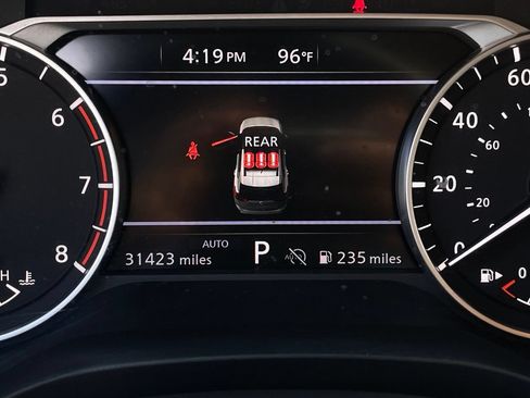 Used 2025 Nissan Rogue SV AWD/4WD image 15