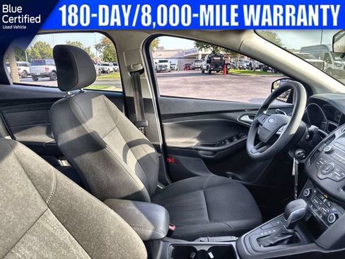 Used 2018 Ford Focus SE FWD image 18