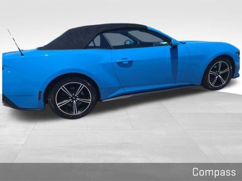 Used 2025 Ford Mustang Premium RWD image 25