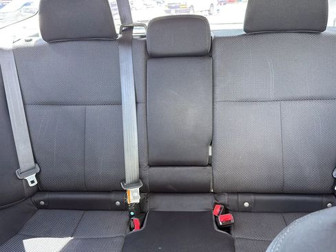 Used 2011 Subaru Forester 2.5X w/ Popular Equipment Group 1B image 7