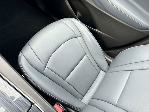 Used 2024 Buick Enclave Essence w/ Experience Buick Package image 25