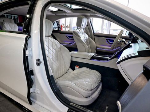 Used 2022 Mercedes-Benz S 580 S 580, 20'' Wheels, AMG Line, w/ AMG Line Package image 27