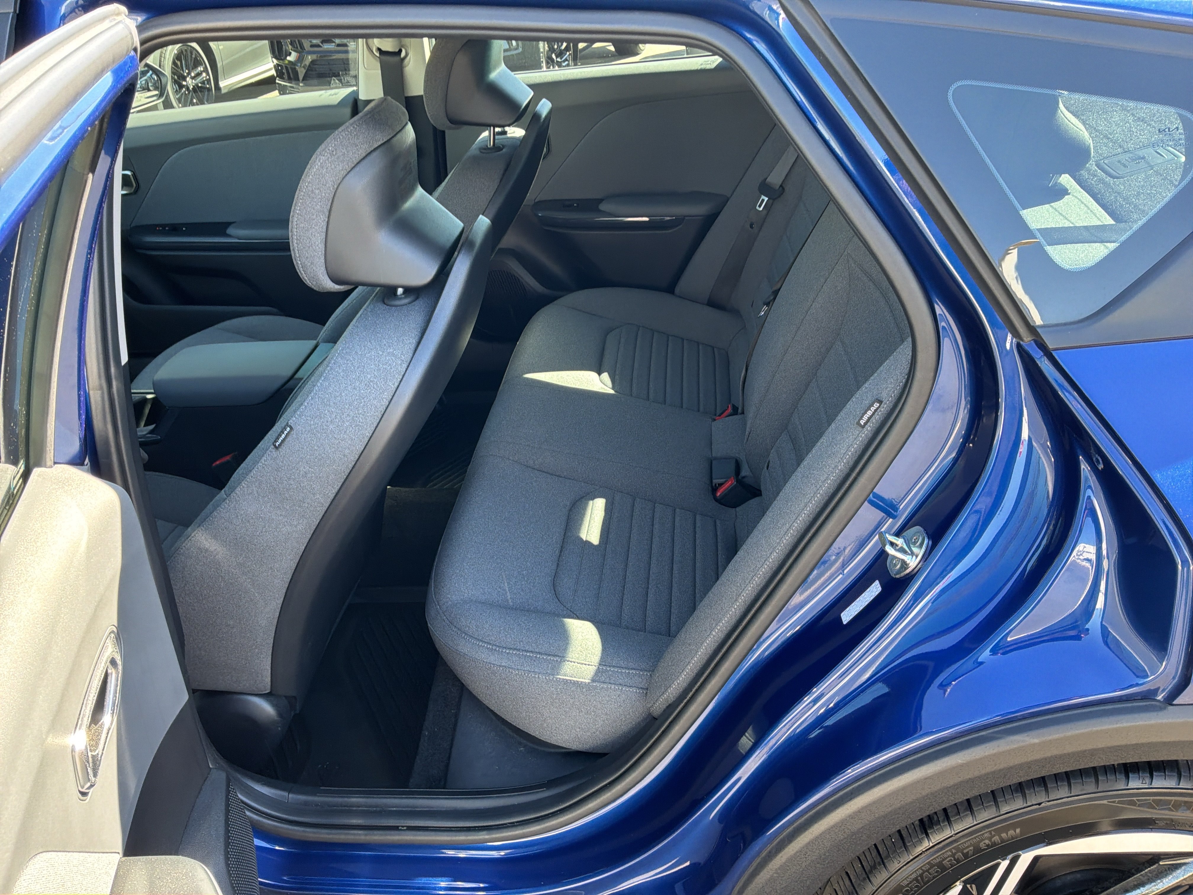 Used 2025 Kia K4 EX FWD image 30