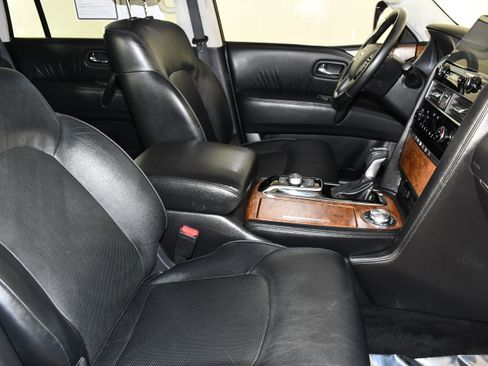 Used 2022 Nissan Armada SL w/ Captain's Chairs Package AWD/4WD image 47