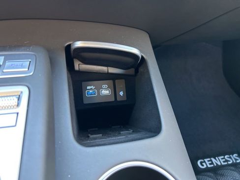 Used 2025 Genesis GV70 3.5T Sport w/ Sport Advanced Package image 22