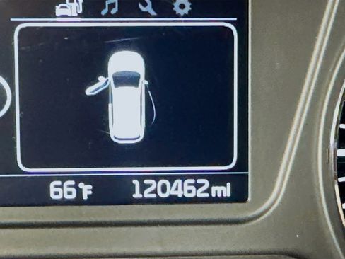 Used 2017 Kia Sorento LX image 19