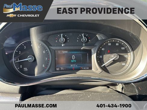 Certified 2022 Buick Encore Preferred AWD/4WD image 11