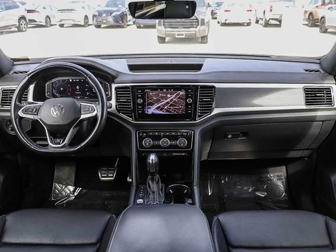 Used 2022 Volkswagen Atlas Cross Sport SEL R-Line image 12