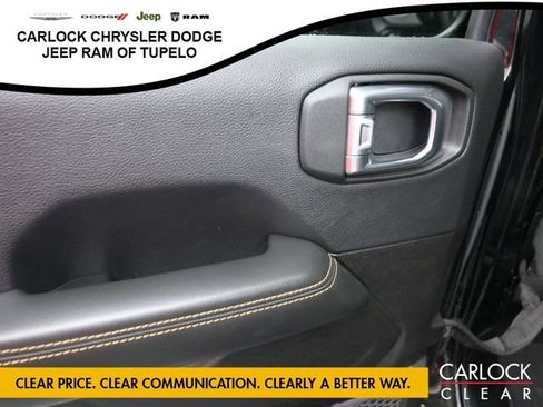 Used 2025 Jeep Wrangler Sahara w/ Safety Group AWD/4WD image 29