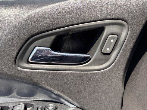 Used 2021 Chevrolet Colorado Z71 AWD/4WD image 18
