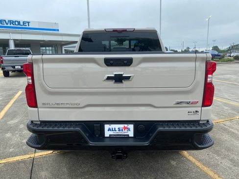 New 2026 Chevrolet Silverado 1500 ZR2 AWD/4WD image 5