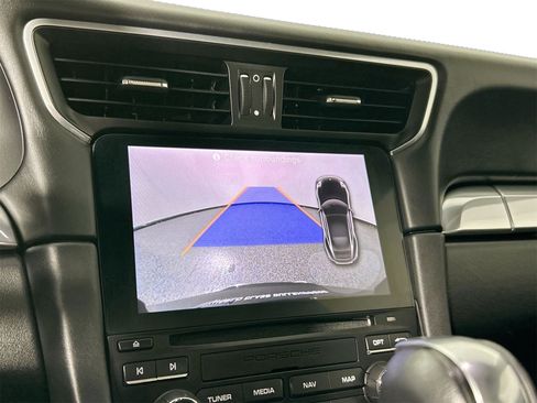 Certified 2019 Porsche 911 Carrera S image 23