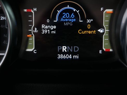 Used 2022 Jeep Wrangler Unlimited Rubicon image 36